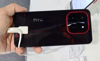 رونمایی سری جدید HTC Wildfire و گوشی گیمینگ در GITEX 2025