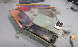 تست مقاومت پیکسل 10 پرو فولد