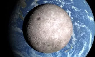 قطعات شهاب‌سنگ در ماه