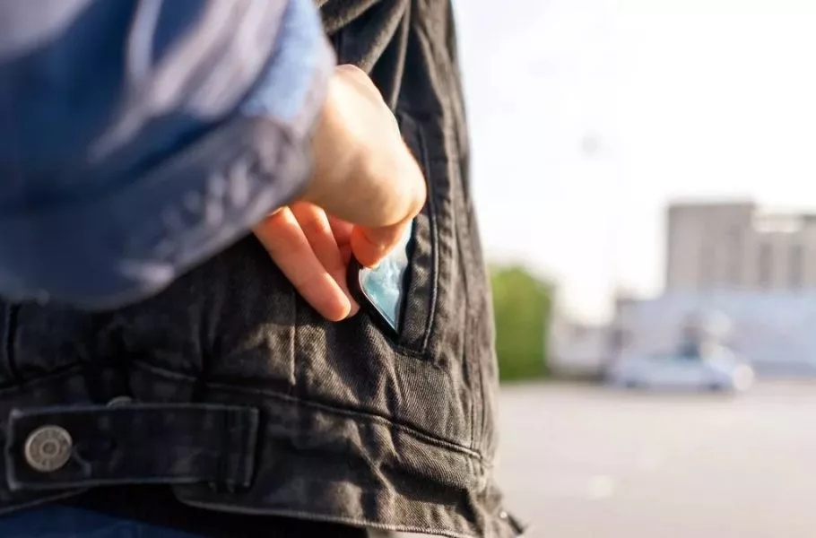 درخواست پارلمان بریتانیا از غولهای فناوری برای مقابله با سرقت گوشی