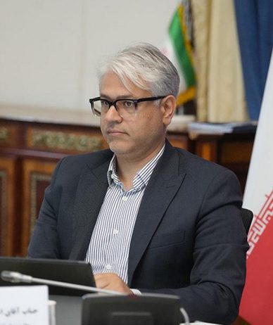 معاون وزیر ارتباطات: مرجع صدور مجوز تاکسی‌های اینترنتی شهرداری نیست