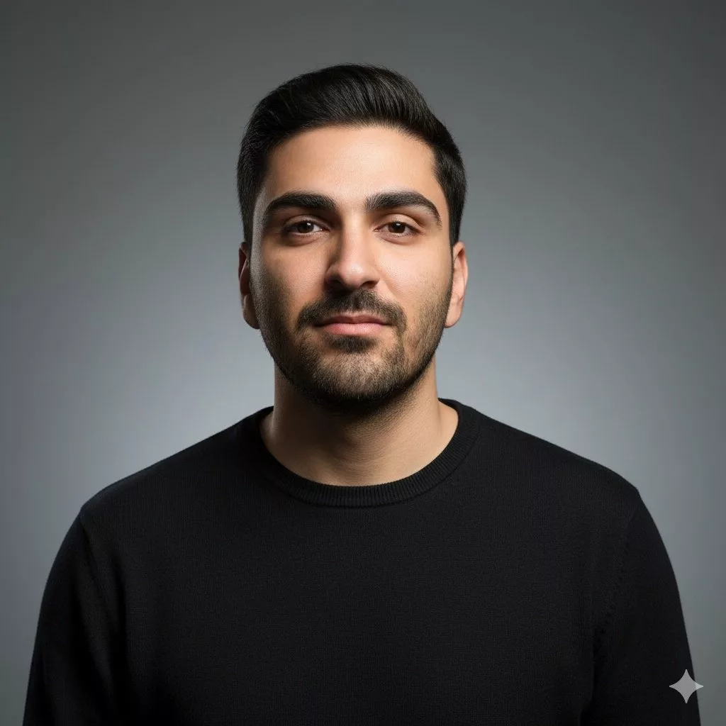 نمایی از روبرو از یک مرد با لباس سیاه ساخته شده با هوش مصنوعی برای عکس پروفایل