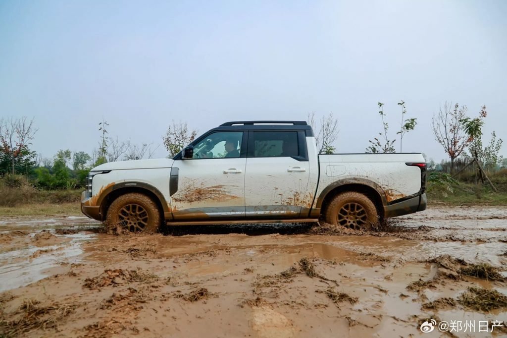 نیسان فرانتیر پرو