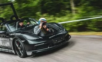 پورشه ۷۱۸ باکستر S