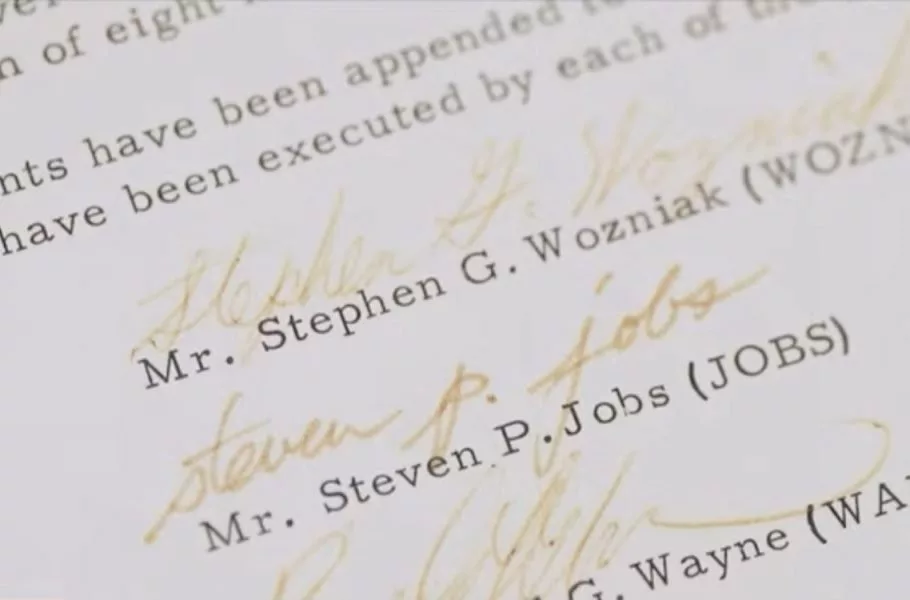 اسناد تأسیس اپل