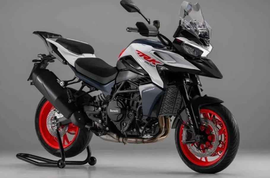 بنلی تورینگ TRK 902 استراداله