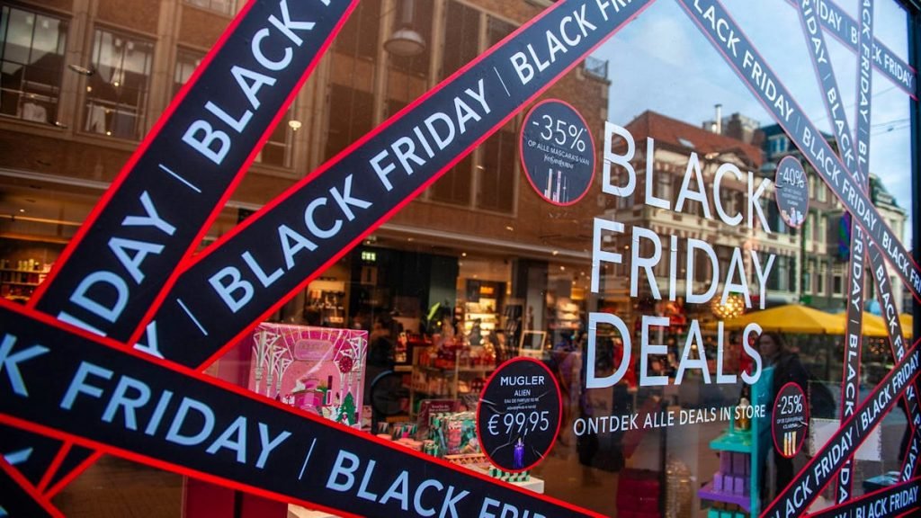 بلک فرایدی چیست