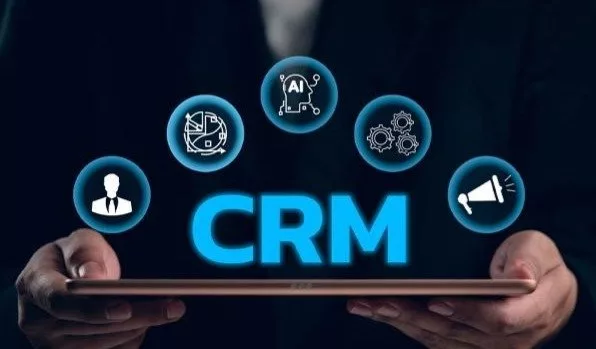 بهترین CRM برای کسب‌وکارهای کوچک و بزرگ + معرفی امکانات