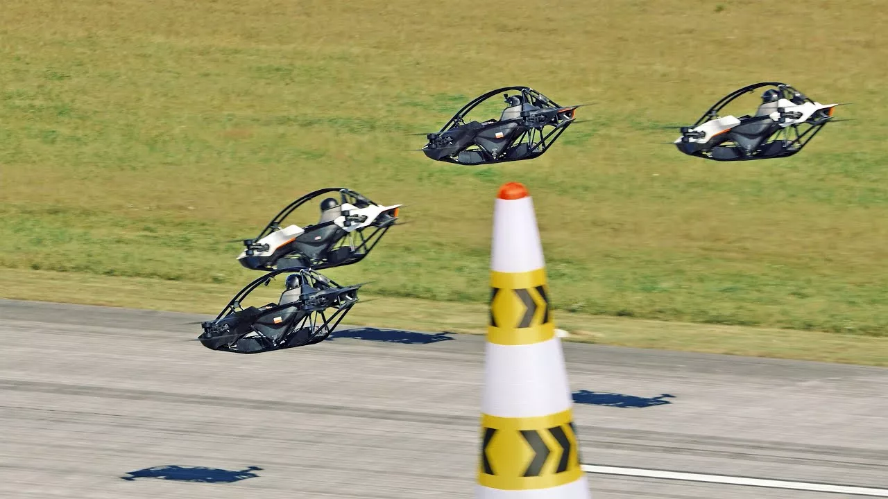 فرمول یک آسمان‌ها؛ جتسون اولین مسابقه بین خودروهای پرنده را برگزار کرد [تماشا کنید]