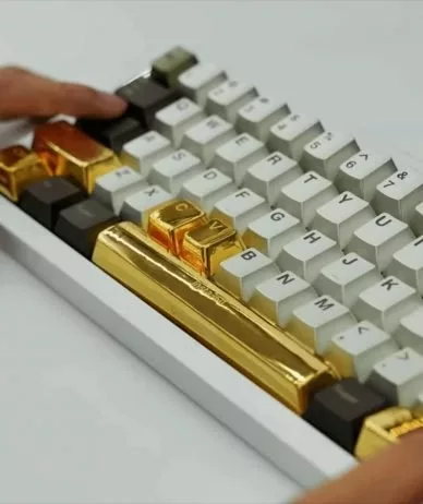 هدیه‌دادن طلا شرکت چینی