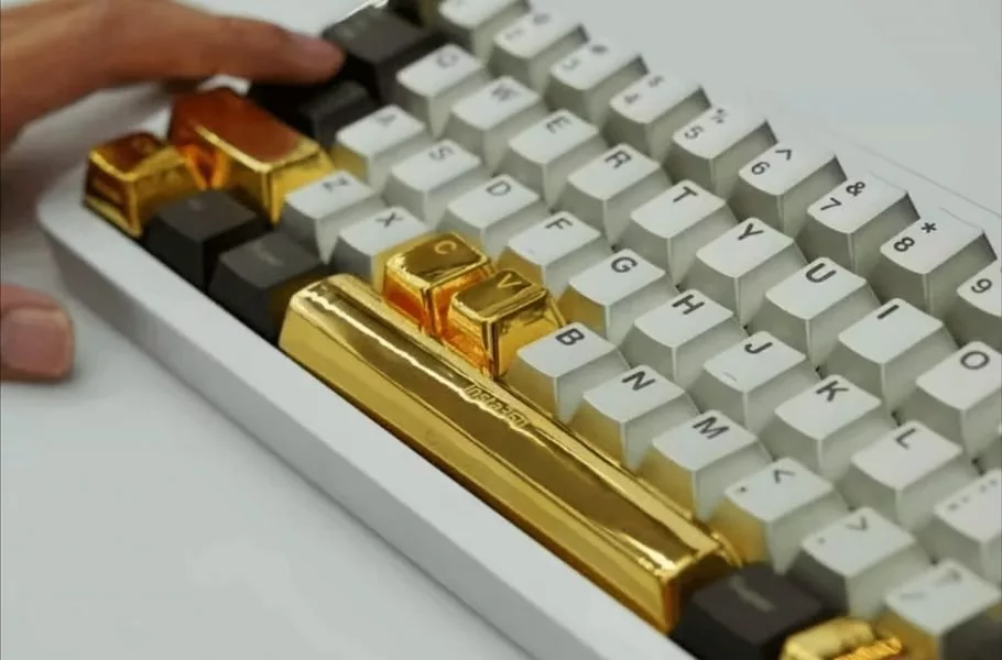 هدیه‌دادن طلا شرکت چینی