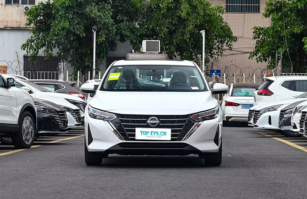 قیمت نیسان سیلفی بنزینی