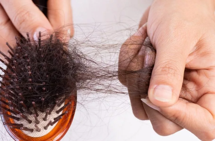 ریزش مو در اثر استرس