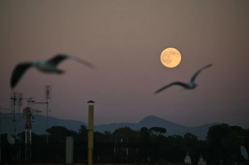 ابرماه در ایتالیا