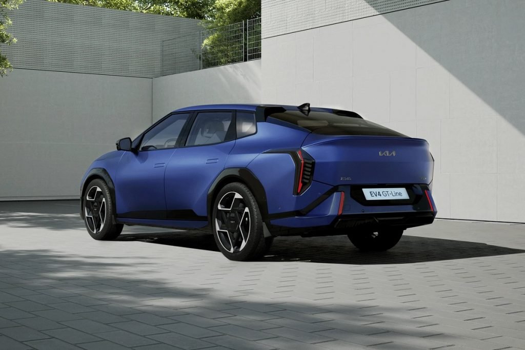 کیا EV4 فستبک