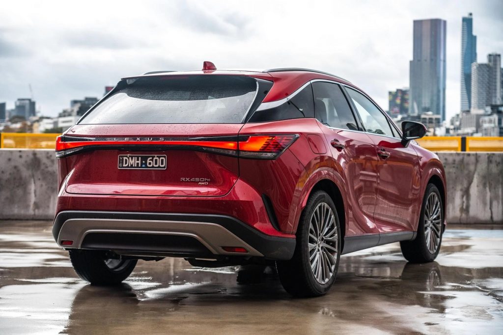لکسوس RX