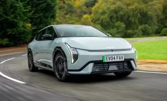 کیا EV4 فست‌بک