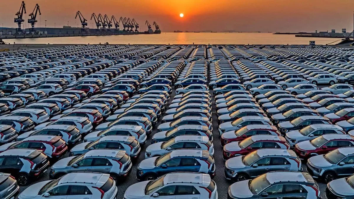 ابلاغ شرایط نهایی واردات خودرو برای ایرانیان خارج از کشور؛ از شرط اقامت تا لیست ممنوعیت‌ها