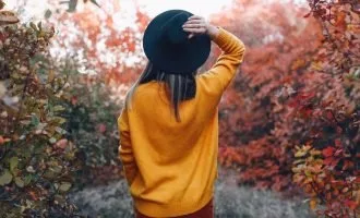 پرامپت عکس پاییزی