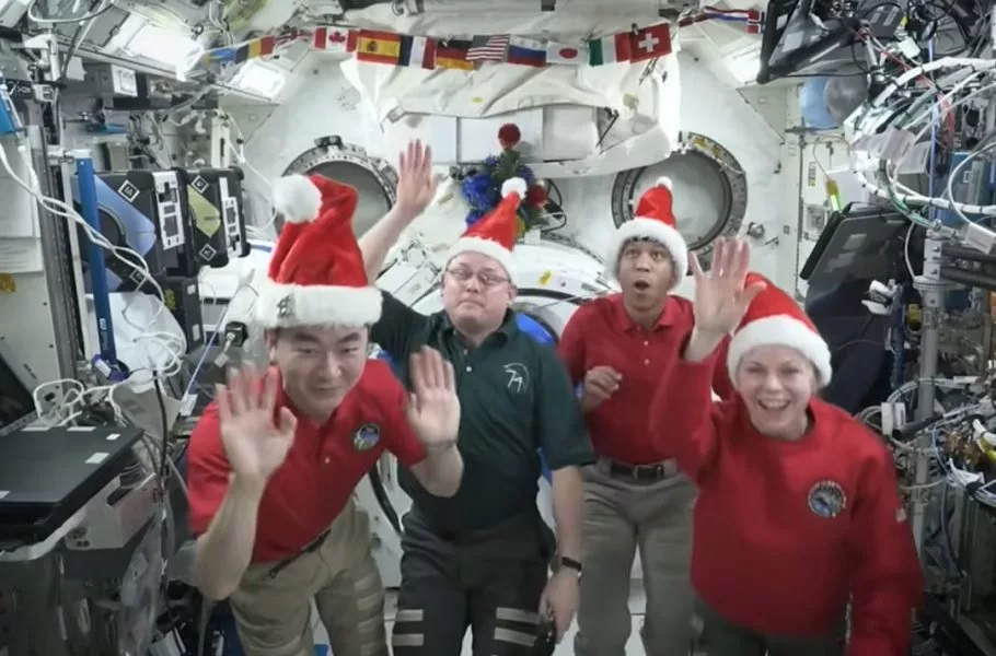 کریسمس در ایستگاه فضایی بین‌المللی
