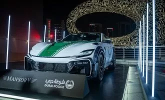 فراری پوروسانگوئه منصوری