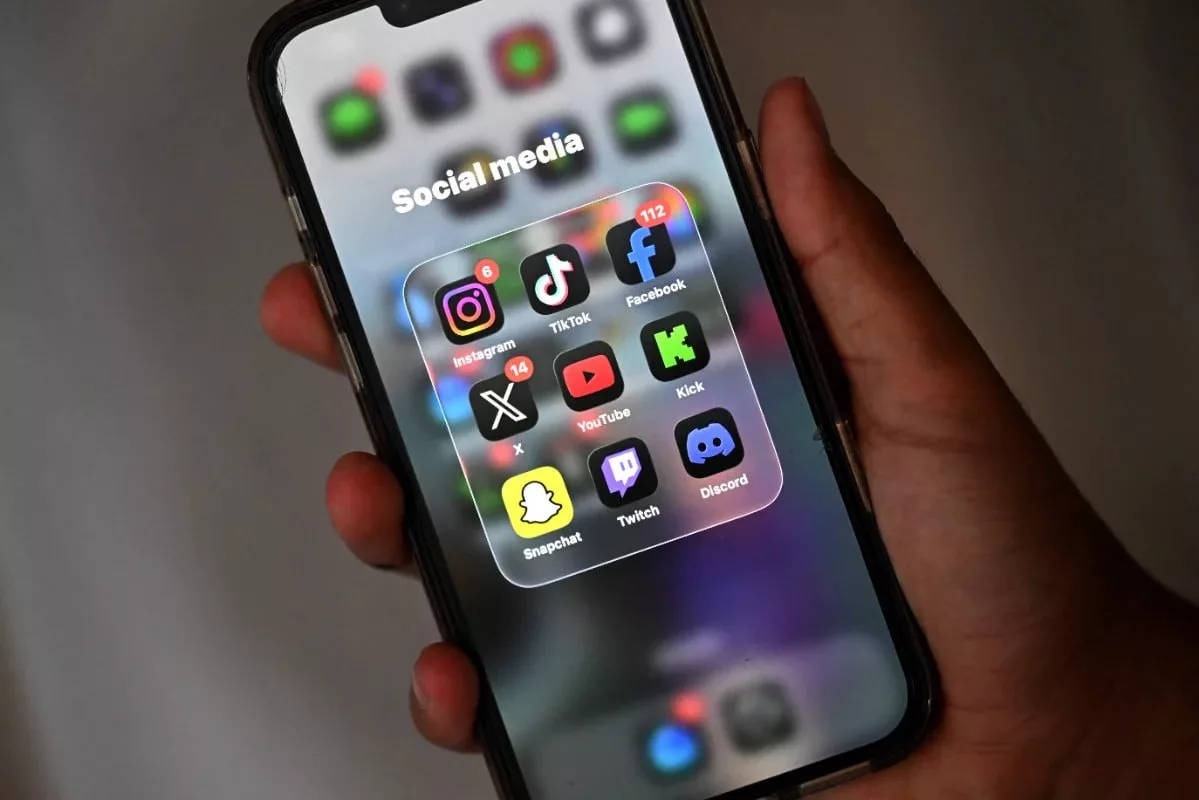 سخت‌گیری جدید برای ورود به آمریکا؛ سابقه 5 ساله مسافران در شبکه‌های اجتماعی بررسی می‌شود