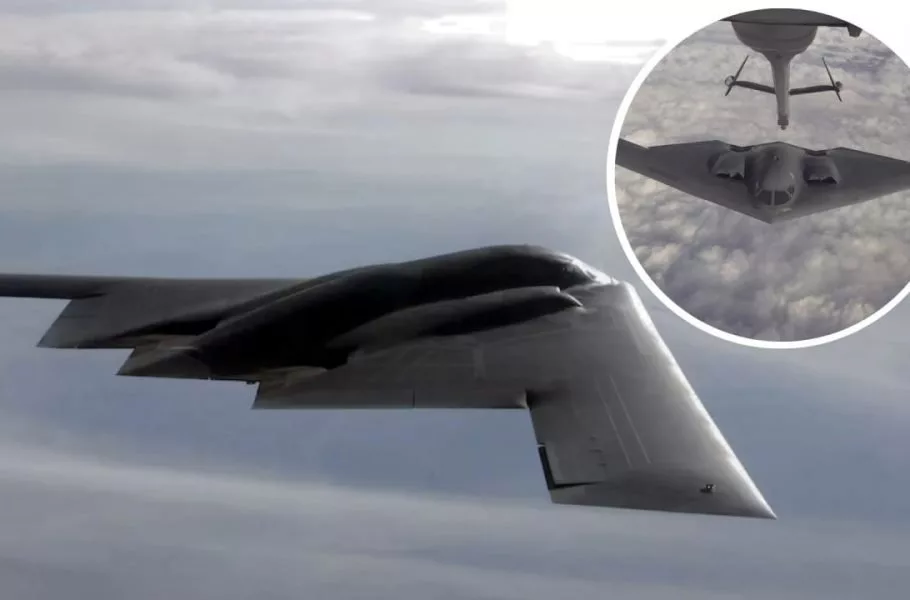 بمب افکن B-2 آمریکا