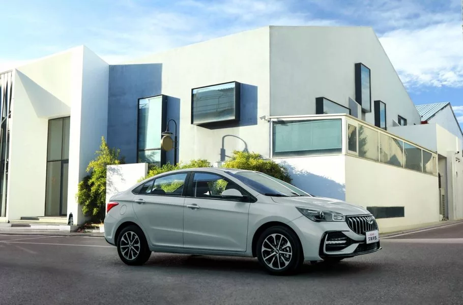 ام وی ام M5 پرو