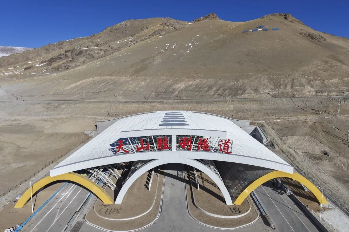 طولانی‌ترین تونل بزرگراهی جهان در چین به بهره‌برداری رسید: 22.13 کیلومتر