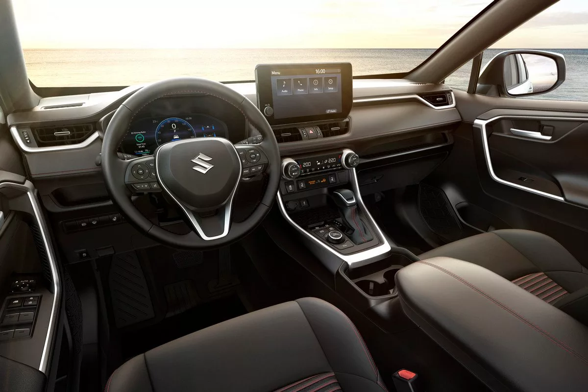 سوزوکی اکراس