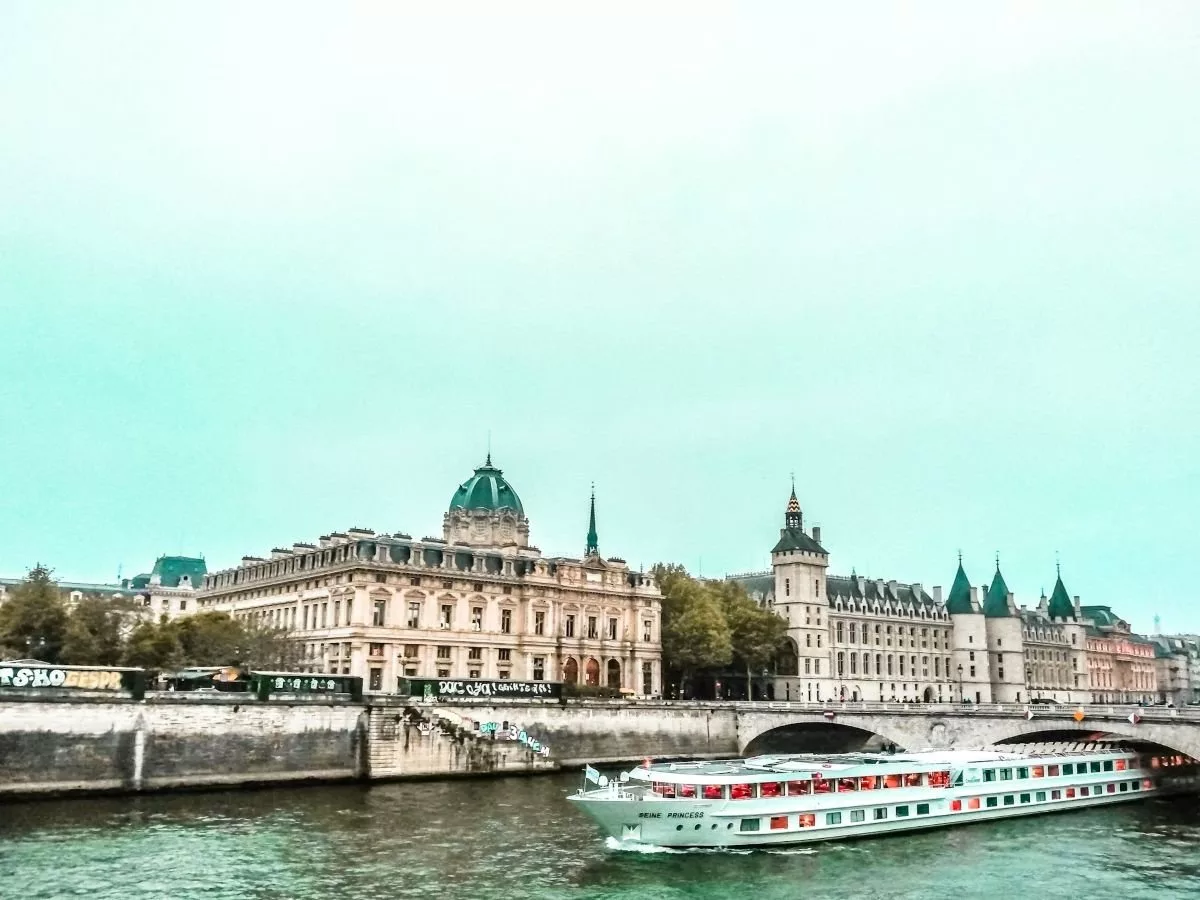 تور اروپا؛ سفری فراتر از انتظار با تور اسپانیا و تور ایتالیا