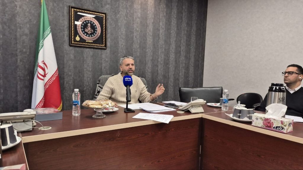 رضا قربانی موبایل