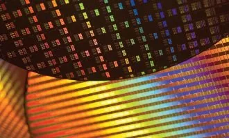 آغاز تولید انبوه تراشه‌های 2 نانومتری TSMC