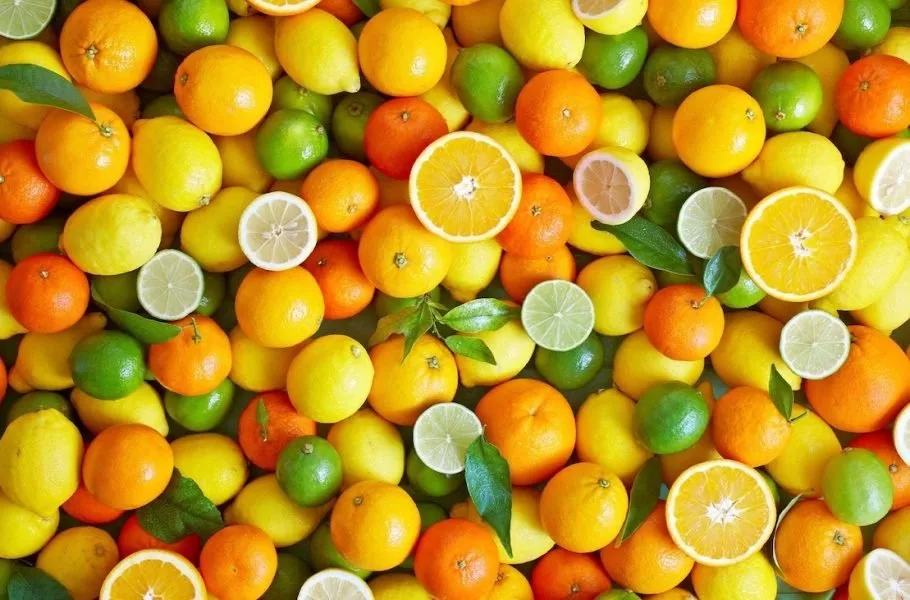 تأثیر خوردن ویتامین C بر سلامت پوست