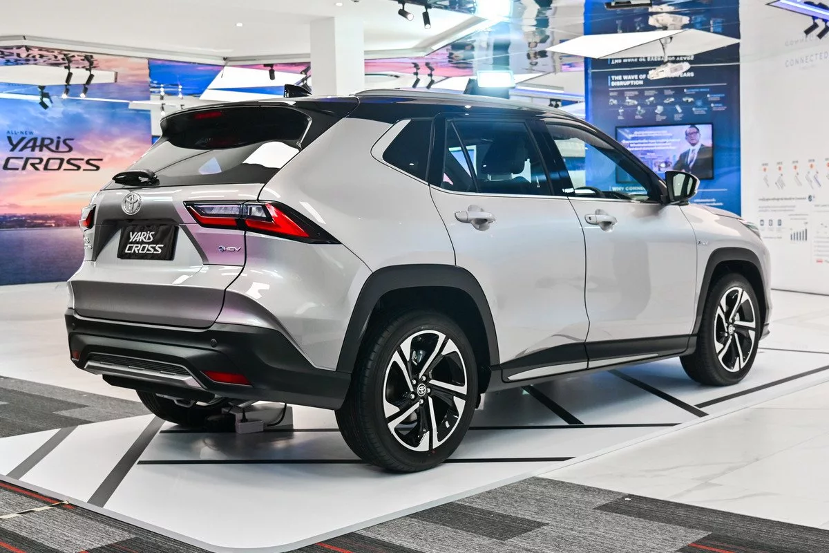 تویوتا یاریس کراس