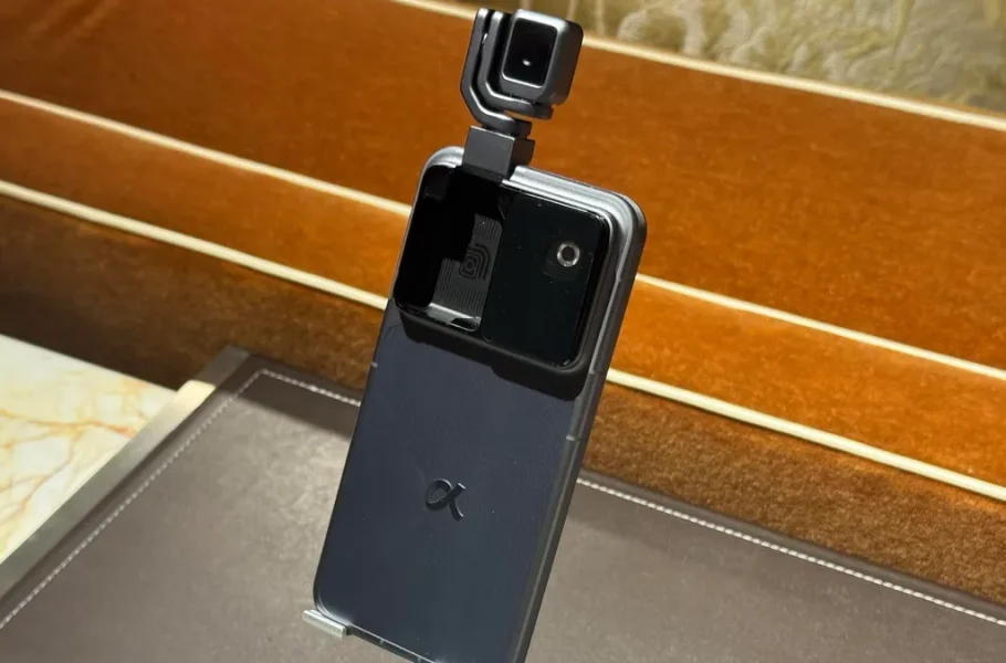 گوشی رباتیک آنر