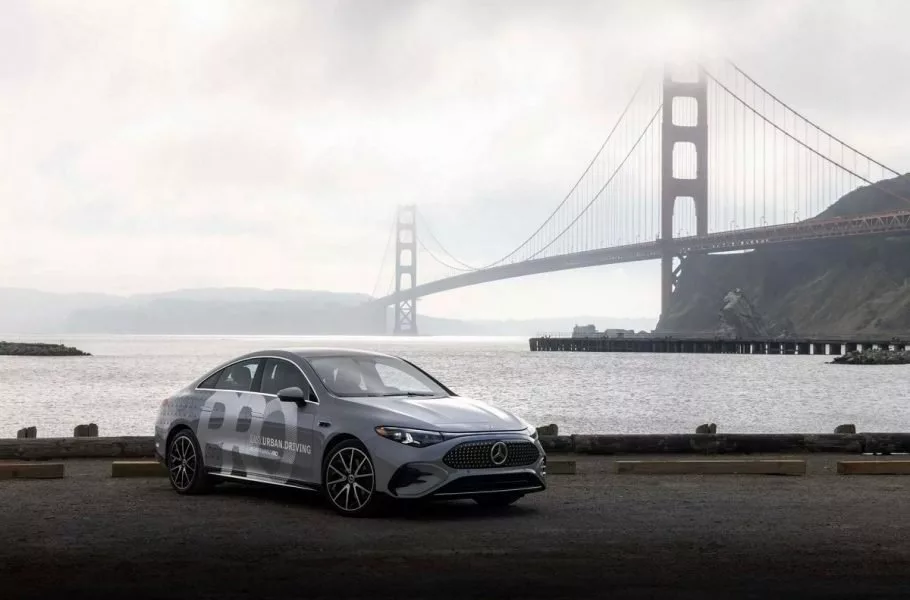 رانندگی بدون دست