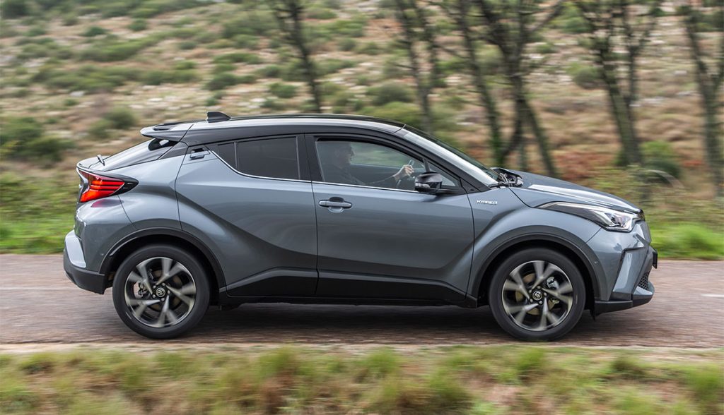 توافق جدید دولت و مجلس برای واردات خودرو با تعرفه ۴ درصدی و خداحافظی با موانع