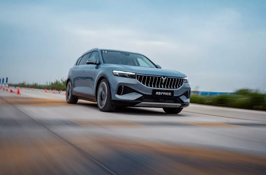 قیمت وویا فری