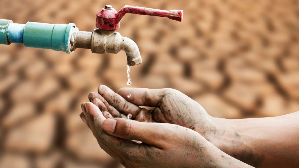 کمبود آب