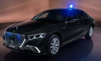 مرسدس بنز S680 Guard