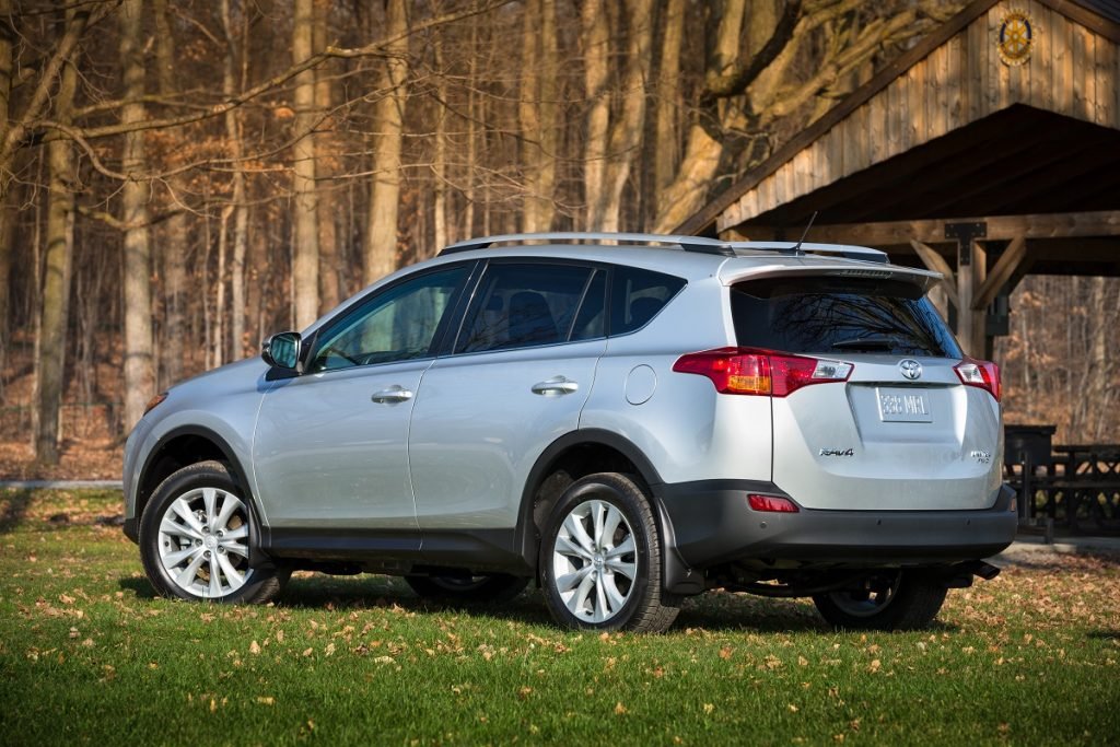 تویوتا راو ۴