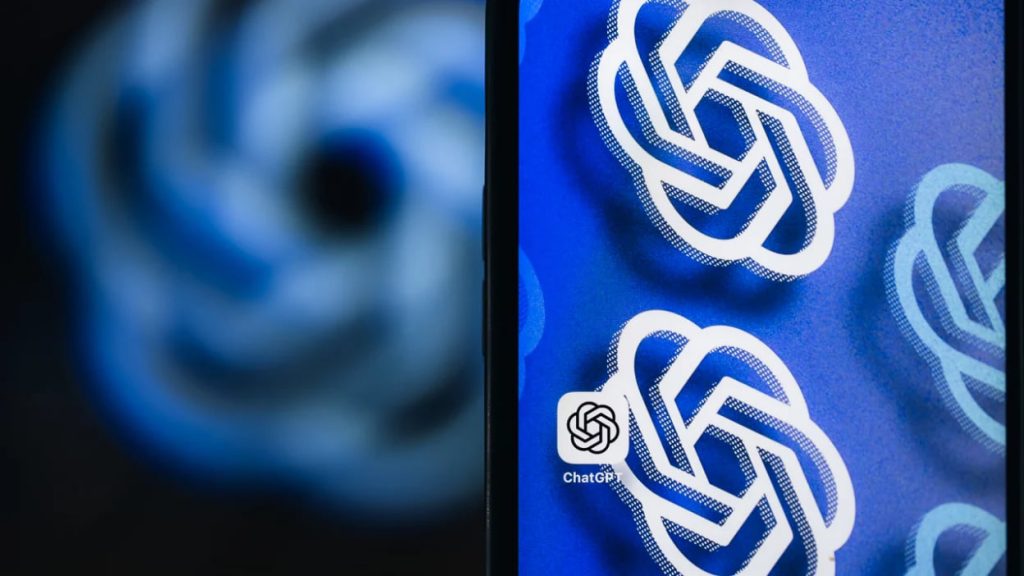 جنگ با آنتروپیک در حوزه کدنویسی؛ OpenAI از مدل جدیدی برای برنامه‌نویسی عامل‌محور رونمایی کرد