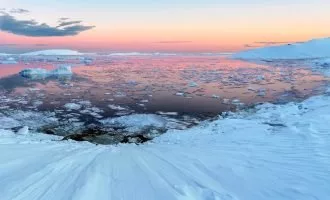 بزرگ‌تر‌شدن حفره گرانشی قطب جنوب