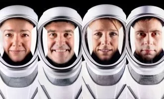 کرو ۱۲ ناسا