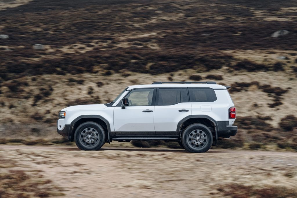 تویوتا پرادو ادونچر