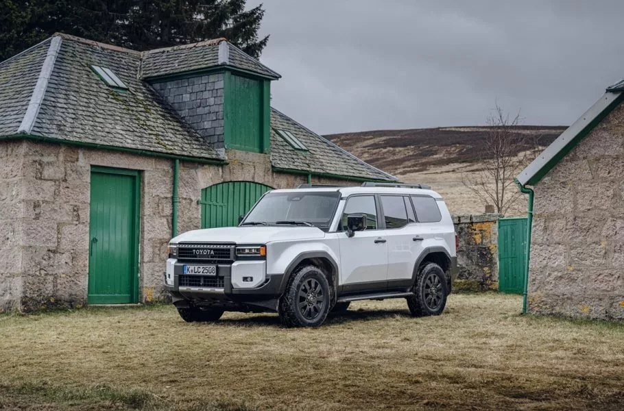 تویوتا پرادو ادونچر