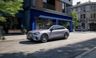 مرسدس بنز C400