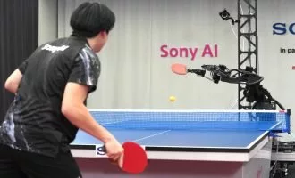 شکست انسان از ربات سونی در پینگ‌پنگ