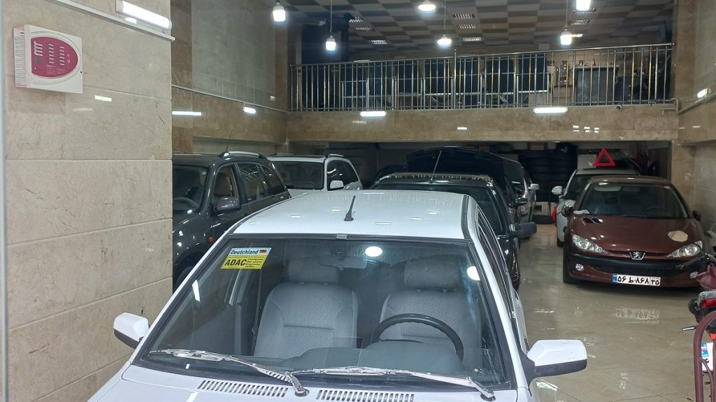 نمایشگاه خودرو
